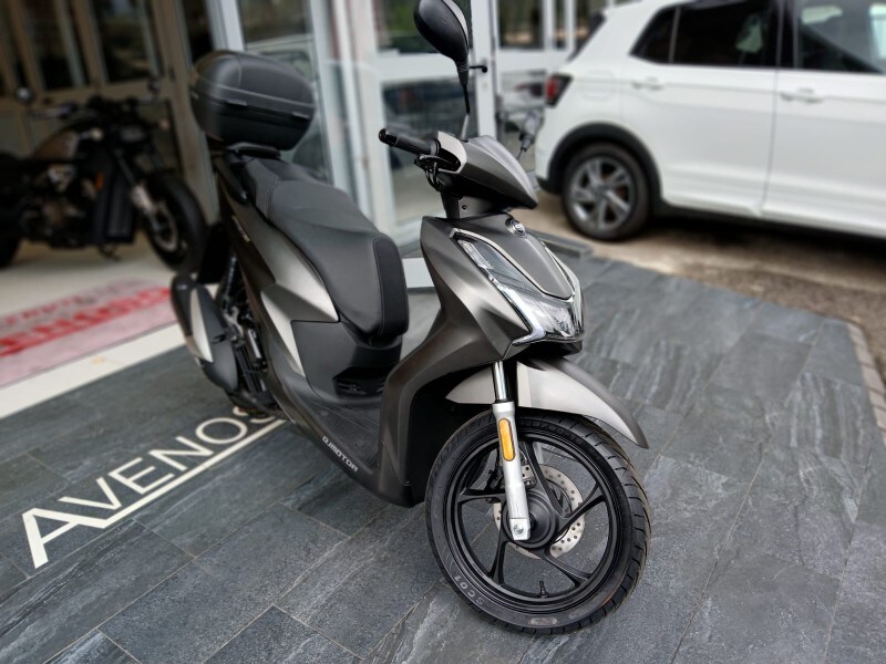 Foto QJ Motor LLM 125