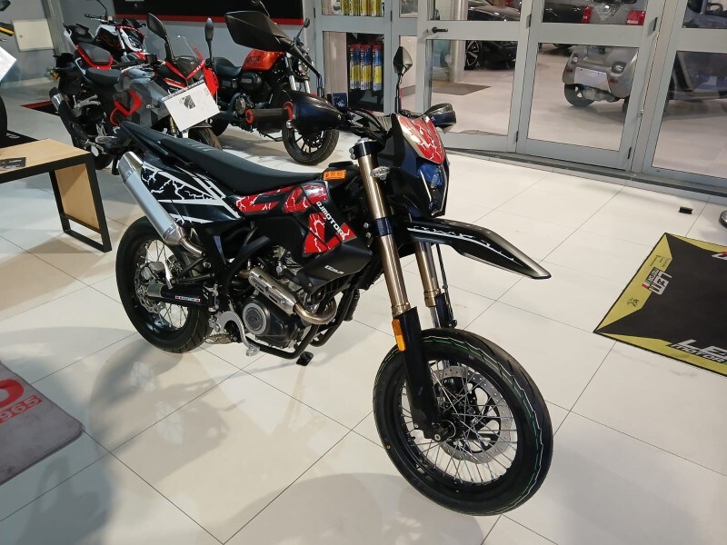 Foto QJ Motor COV 125