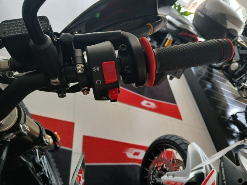 QJ Motor COV 125 X .